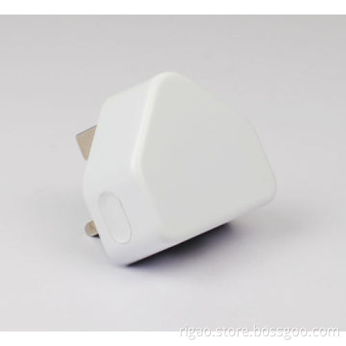 Easy to Travel 5,000mAh Plastic Phone Adapter